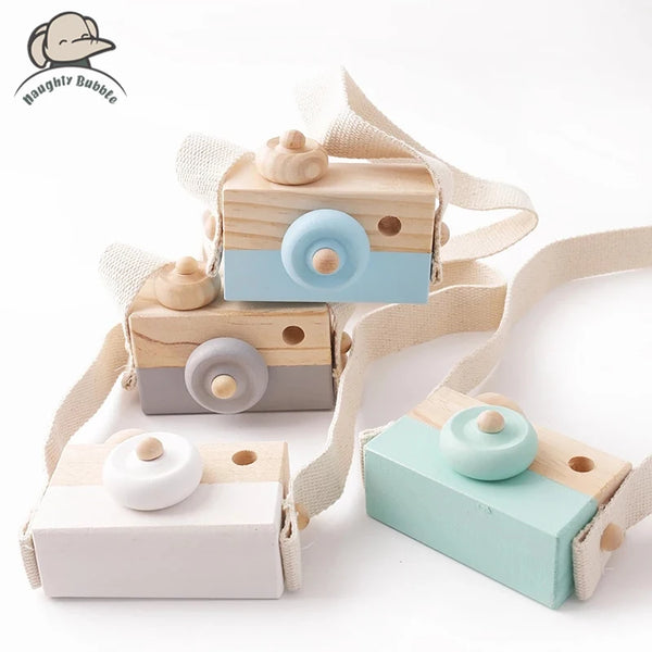 Wooden Montessori Camera Toy Pendant