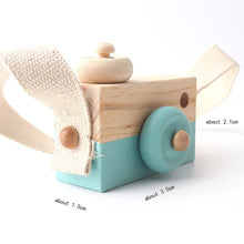 Wooden Montessori Camera Toy Pendant